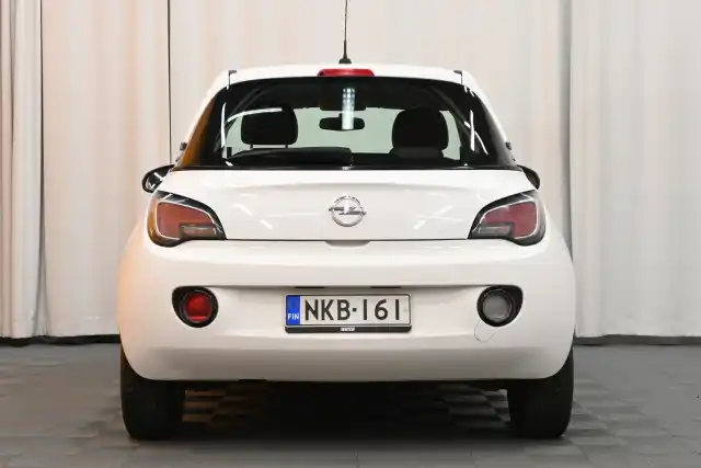 Valkoinen Viistoperä, Opel Adam – NKB-161