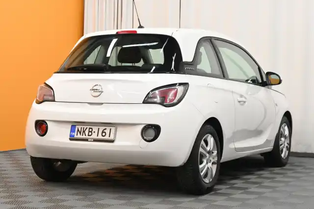 Valkoinen Viistoperä, Opel Adam – NKB-161