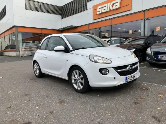 Valkoinen Viistoperä, Opel Adam – NKB-161