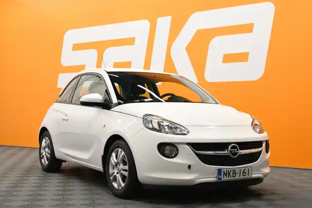 Valkoinen Viistoperä, Opel Adam – NKB-161