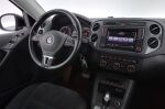 Musta Maastoauto, Volkswagen Tiguan – NKB-703, kuva 10