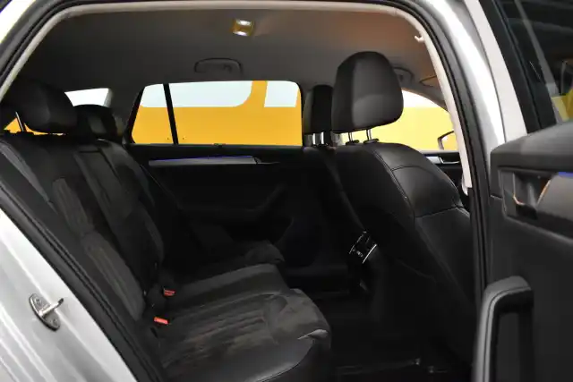 Harmaa Farmari, Skoda Superb – NKC-576