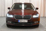 Punainen Farmari, Skoda Superb – NKC-617, kuva 2