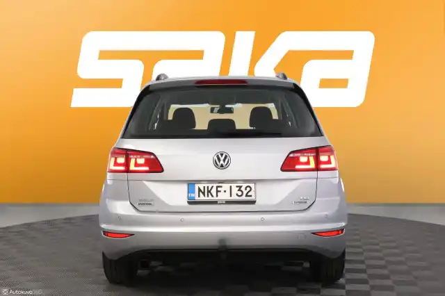 Hopea Tila-auto, Volkswagen Golf Sportsvan – NKF-132