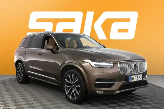 Ruskea Maastoauto, Volvo XC90 – NKF-527