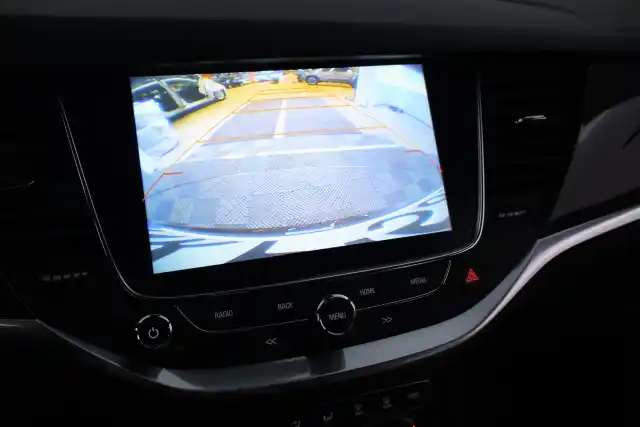 Ruskea Viistoperä, Opel Astra – NKF-589
