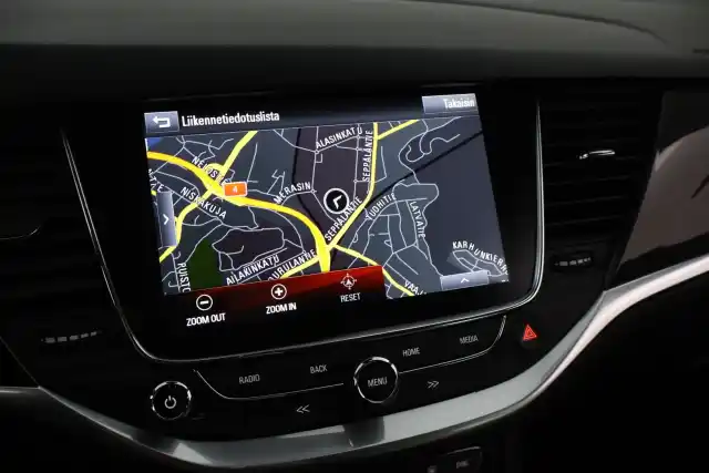 Ruskea Viistoperä, Opel Astra – NKF-589