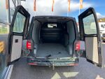 Musta Pakettiauto, Volkswagen Transporter – NKK-400, kuva 3