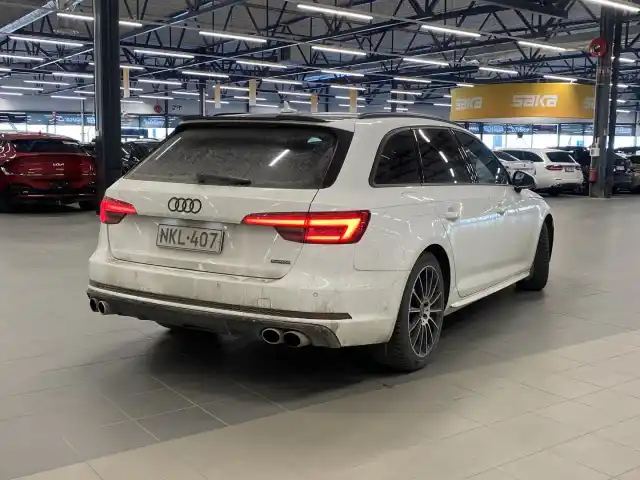 Valkoinen Farmari, Audi A4 – NKL-407