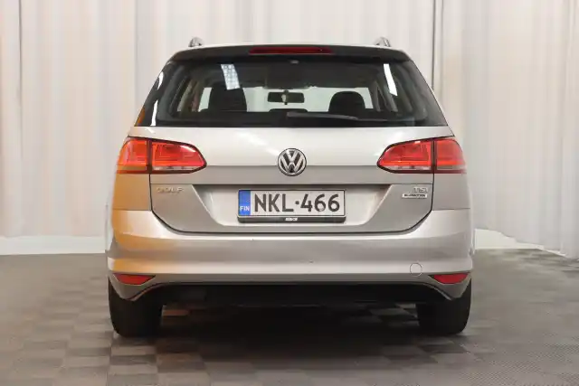 Harmaa Farmari, Volkswagen Golf – NKL-466