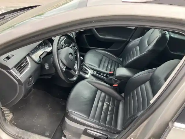 Beige Farmari, Skoda Octavia – NKL-655