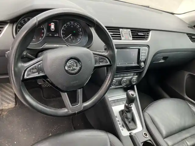 Beige Farmari, Skoda Octavia – NKL-655