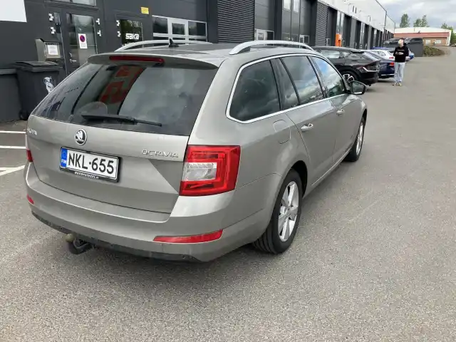 Beige Farmari, Skoda Octavia – NKL-655