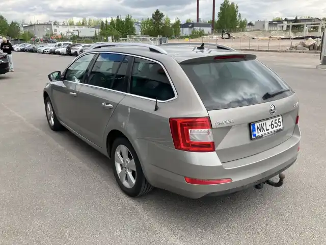 Beige Farmari, Skoda Octavia – NKL-655