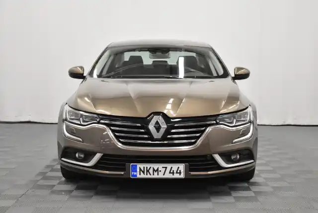 Ruskea Sedan, Renault Talisman – NKM-744