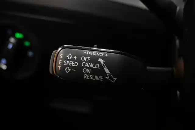 Harmaa Sedan, Skoda Superb – NKN-478