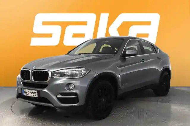 Harmaa Maastoauto, BMW X6 – NKP-222