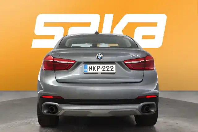 Harmaa Maastoauto, BMW X6 – NKP-222