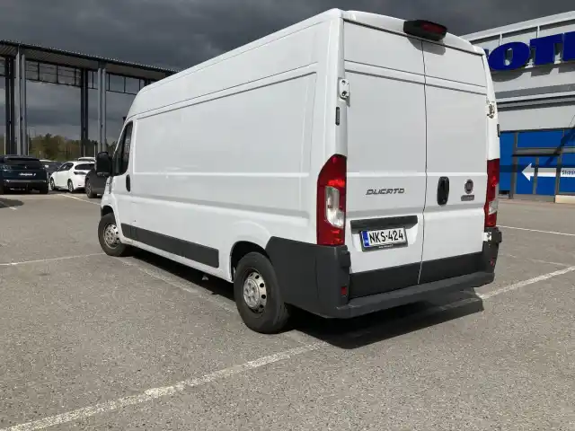 Valkoinen Pakettiauto, Fiat Ducato – NKS-424