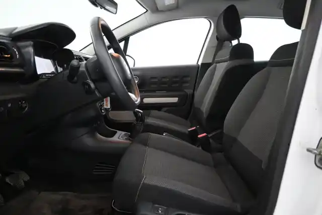 Valkoinen Viistoperä, Citroen C3 – NKT-248