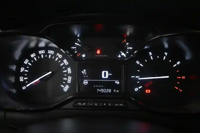 Valkoinen Viistoperä, Citroen C3 – NKT-248