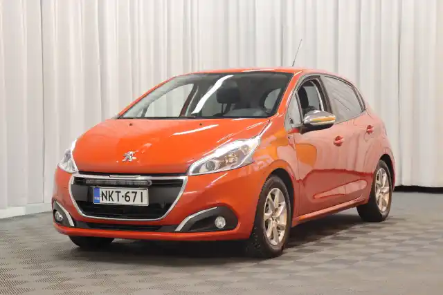 Keltainen Viistoperä, Peugeot 208 – NKT-671