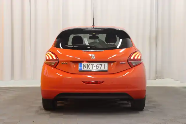 Keltainen Viistoperä, Peugeot 208 – NKT-671