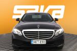 Musta Sedan, Mercedes-Benz E – NKT-890, kuva 2