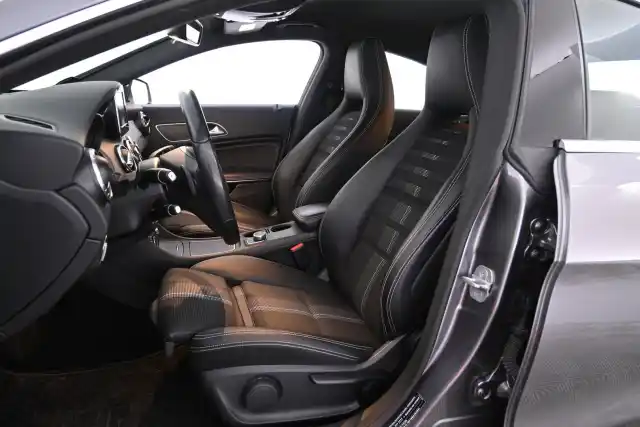 Harmaa Coupe, Mercedes-Benz CLA – NKU-830