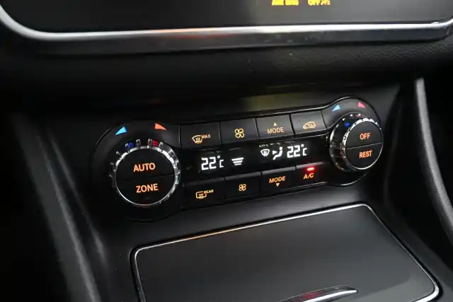 Harmaa Coupe, Mercedes-Benz CLA – NKU-830