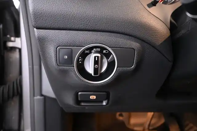 Harmaa Coupe, Mercedes-Benz CLA – NKU-830
