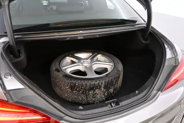 Harmaa Coupe, Mercedes-Benz CLA – NKU-830