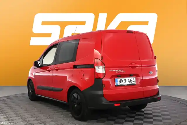 Punainen Pakettiauto, Ford Transit Courier – NKX-464