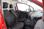 Punainen Pakettiauto, Ford Transit Courier – NKX-464, kuva 10