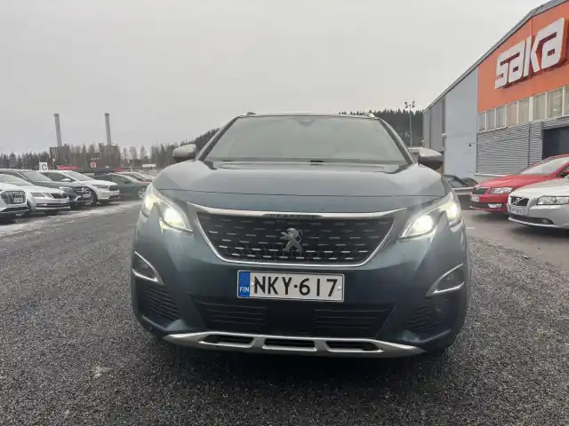 Harmaa Tila-auto, Peugeot 5008 – NKY-617