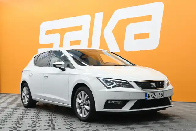 Valkoinen Viistoperä, Seat Leon – NKZ-155