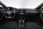 Valkoinen Farmari, Skoda Octavia – NKZ-360, kuva 9