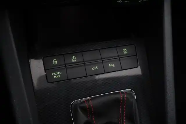 Valkoinen Farmari, Skoda Octavia – NKZ-360
