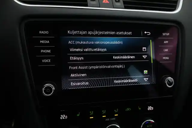 Valkoinen Farmari, Skoda Octavia – NKZ-360