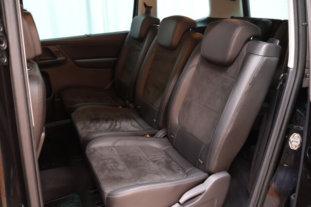Musta Tila-auto, Seat Alhambra – NKZ-871