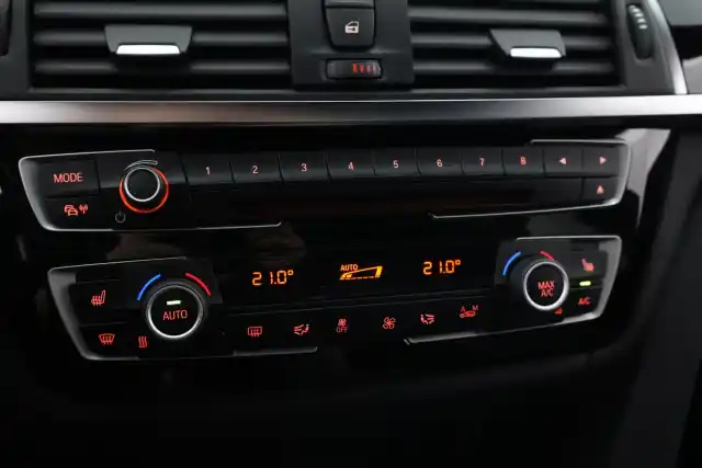 Hopea Sedan, BMW 320 – NKZ-953