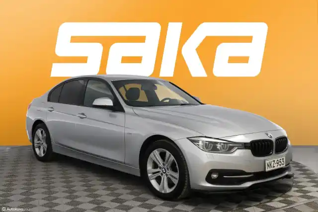 Hopea Sedan, BMW 320 – NKZ-953