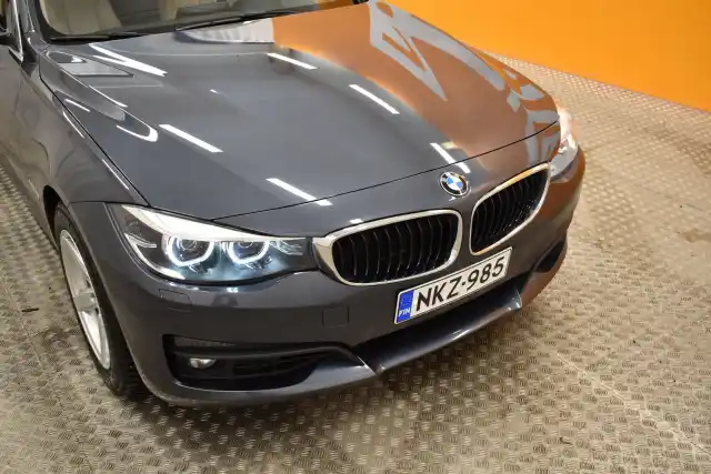 Harmaa Sedan, BMW 320 Gran Turismo – NKZ-985