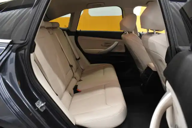 Harmaa Sedan, BMW 320 Gran Turismo – NKZ-985