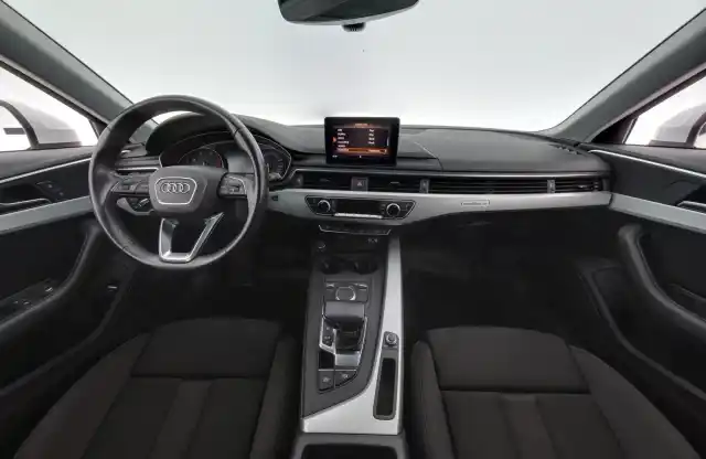 Valkoinen Farmari, Audi A4 ALLROAD – NLA-349