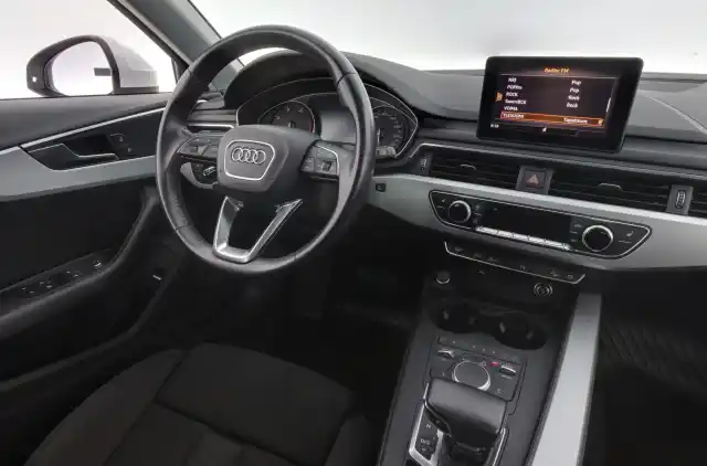 Valkoinen Farmari, Audi A4 ALLROAD – NLA-349