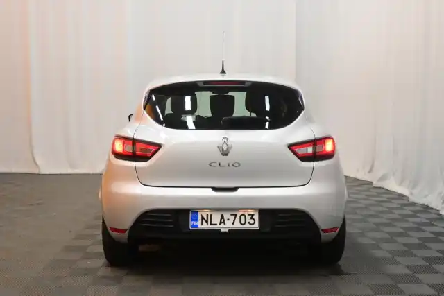 Harmaa Viistoperä, Renault Clio – NLA-703