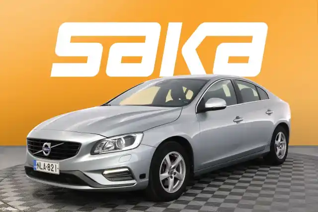 Harmaa Sedan, Volvo S60 – NLA-821