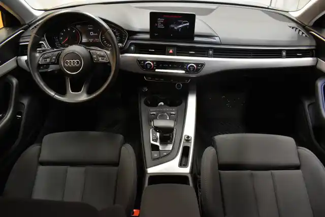 Musta Farmari, Audi A4 – NLB-528