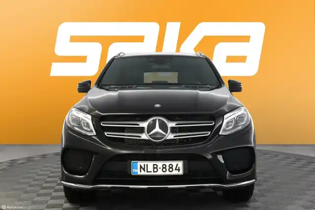 Musta Maastoauto, Mercedes-Benz GLE – NLB-884